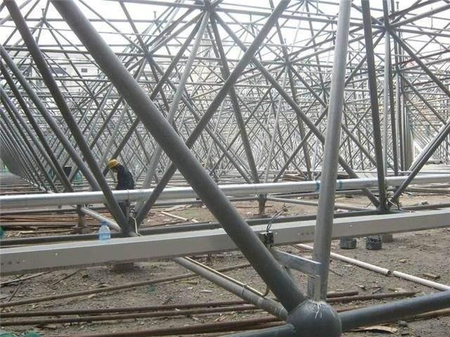 肥城盘点螺栓球网架对选材方面的4点要求